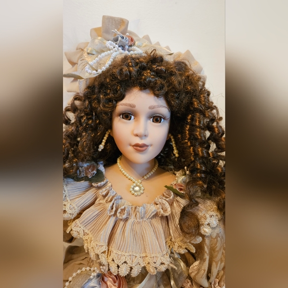 Two Genuine Porcelain Dolls - Picture 2 of 5